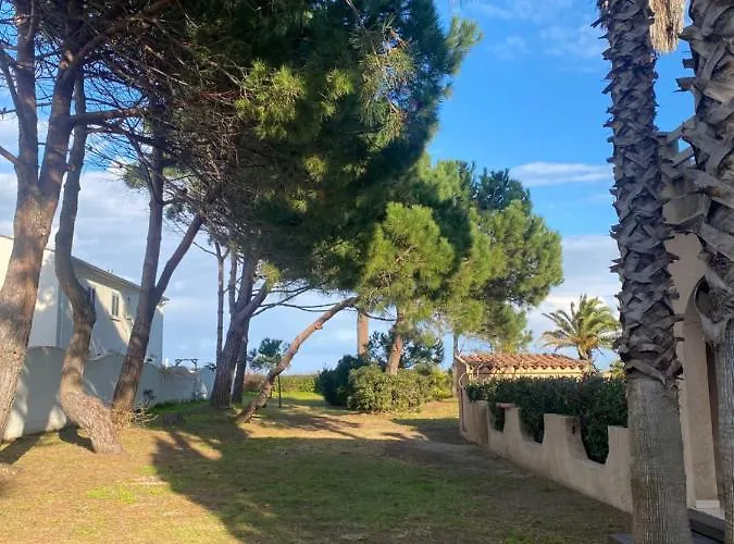 Les Chenes Борго