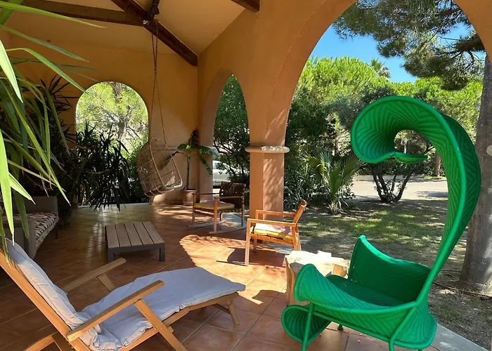 Les Chenes 4* Борго