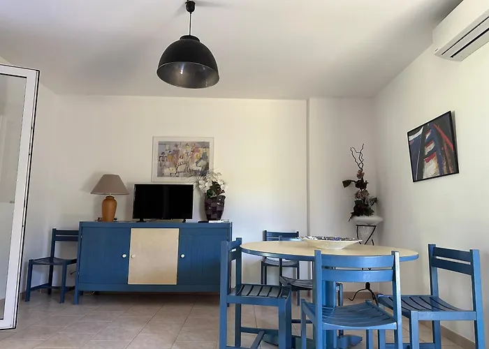 Les Chenes 4* Борго